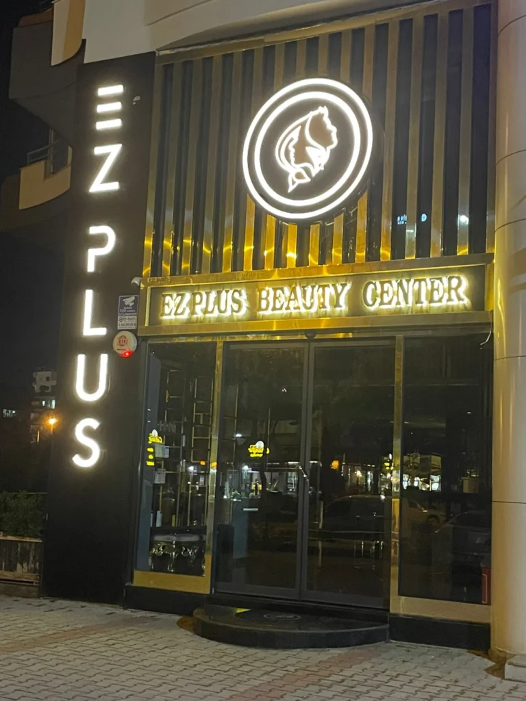 Salon dış cephe gece görünümü